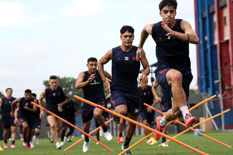 San Lorenzo va por la recuperación ante un Racing entonado pero alternativo