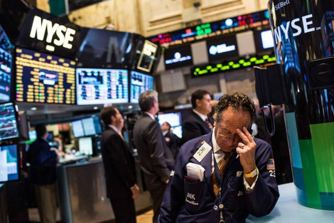 Acciones de empresas argentinas que cotizan en Wall Street llegaron a bajar 5 por ciento.