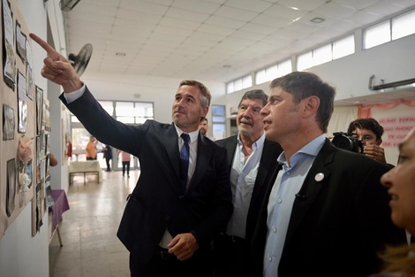 En el inicio de clases Achával inauguró el Polo Educativo de Villa Luján junto a Axel Kicillof