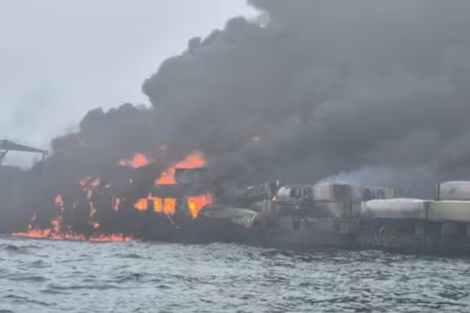 Hasta el momento, 36 tripulantes fueron rescatados, mientras continúan las labores de búsqueda de los desaparecidos.