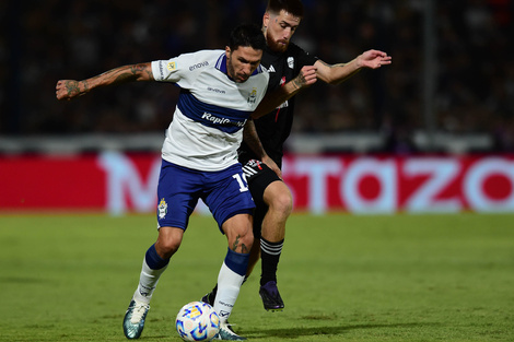 Liga Profesional: Gimnasia salvó las papas en el final ante Riestra