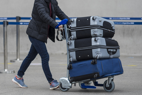 La denuncia sobre Laura Arrieta, la "valijera" que compromete al gobierno de Milei