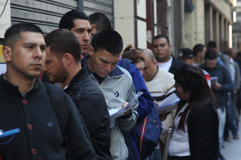 La desocupación saltó de 4,6 a 7,5 por ciento en un año.