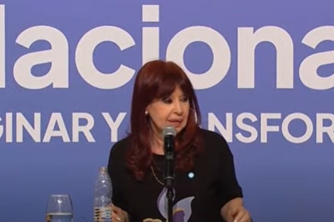 Cristina Kirchner en el Congreso de Educación en la UBA.