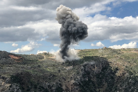 Bombardeo israeli en el pueblo de Yohmor, sur de Líbano.