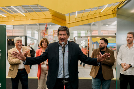 Roly Santacroce es candidato por el esacio Activemos.