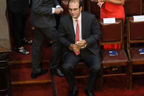 García Mansilla, durante la asamblea legislativa del 1 de marzo, pocos días después de jurar.
