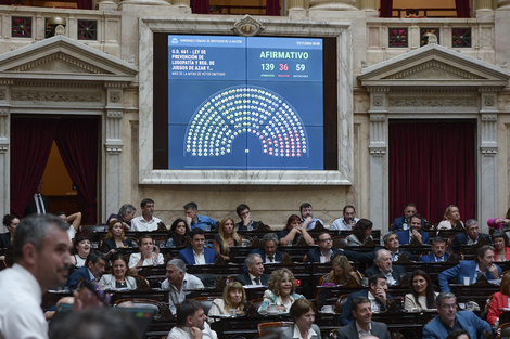 Un Gobierno que apuesta por la ludopatía