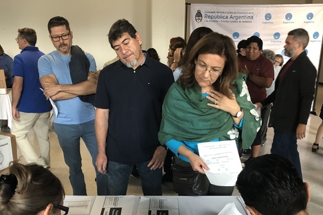 Consulado de Argentina en Los Ángeles, Estados Unidos. 