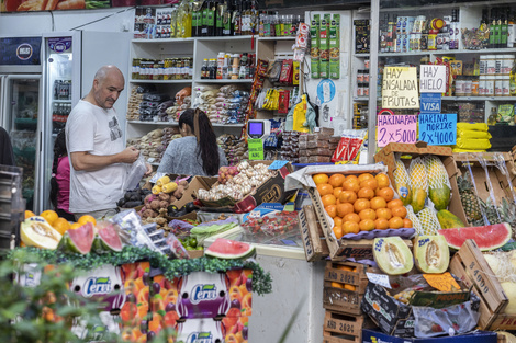 Posiciones dominantes y distorsión fiscal: las dos caras de los precios en Argentina 