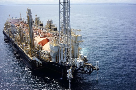 La planta flotante de licuefacción funcionará en el Golfo San Matías