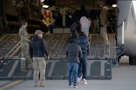 En sus primeros 100 días, Trump hizo un cambio radical en la política migratoria