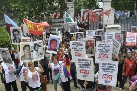 APDH llamó a mostrar el respaldo popular a la causa por la represión ilegal.  (Fuente: Imagen web)