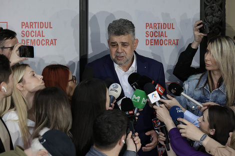 Rumania: renunció el primer ministro tras el revés ante la extrema derecha