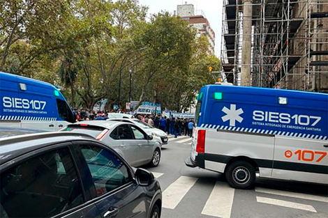 La protesta de ayer frente a la municipalidad (Fuente: Imagen web)