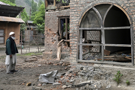 India y Pakistán intensificaron el fuego cruzado