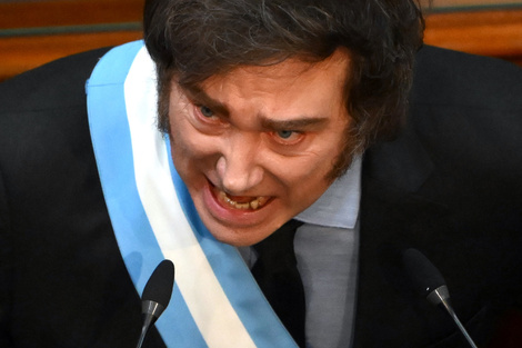 Al rey le dicen que está desnudo