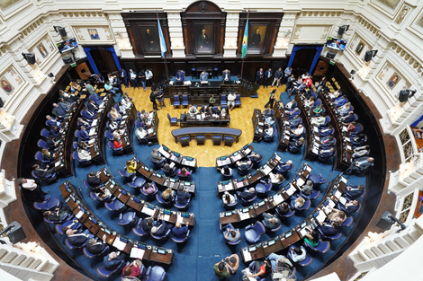 La legislatura bonaerense sancionó la reforma del calendario electoral 