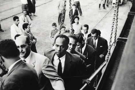 Frantz Fanon, autor de Los condenados de la tierra