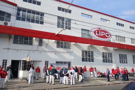 Lipo en paro: caramelos y sueldos a medias