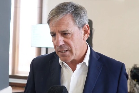 El secretario de Derechos Humanos de Santa Fe, Emilio Jatón, habló con el refugiado. (Fuente: Imagen web)