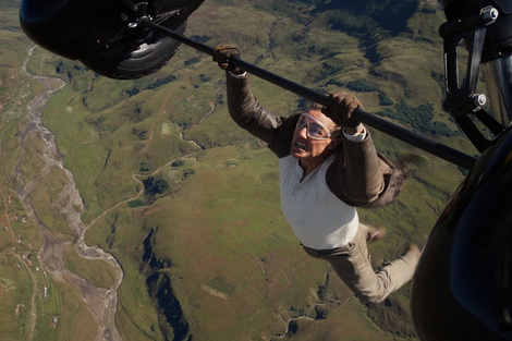 El legado de Tom Cruise en la saga "Misión Imposible" a lo largo de las décadas