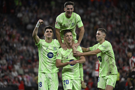 Robert Lewandowski llegó a los 100 goles en Barcelona 