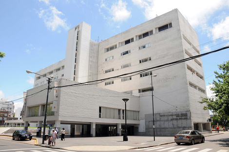 Reclaman que los estados provincial y municipal garanticen la salud ante el ajuste del gobierno nacional.  (Fuente: Prensa Municipalidad Rosario)