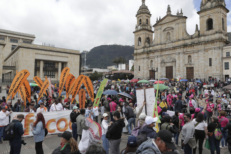 Colombia: "gran paro nacional" en respaldo a la consulta popular de Petro
