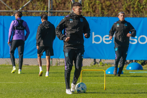 Racing recibirá a Fortaleza en el Cilindro con la intención de terminar primero del grupo E 