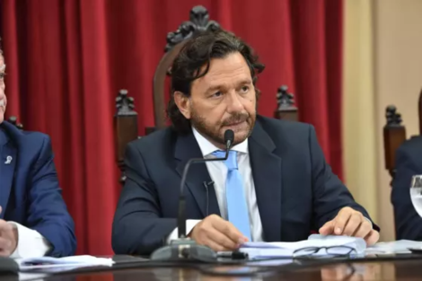 El gobernador anunció que dará de baja planes de ANSeS cobrados por extranjeros 