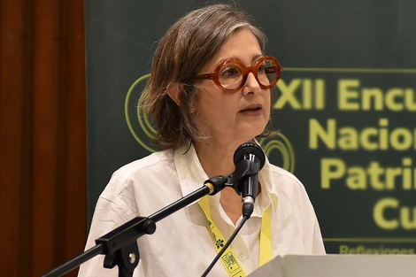 Otro golpe a la memoria: Despiden a la directora del museo de la ESMA