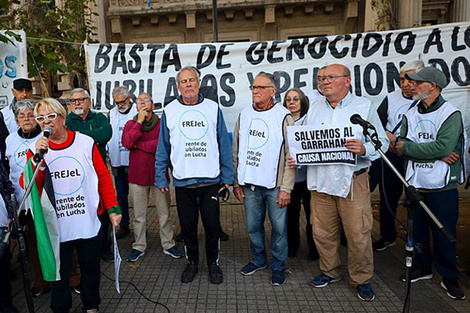 El Frente de los Jubilados apoyó las demandas del Garrahan. (Fuente: Gentileza)
