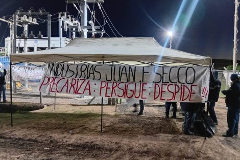 Los secretarios generales gremiales acordaron una movilización a las oficinas centrales de las empresas.