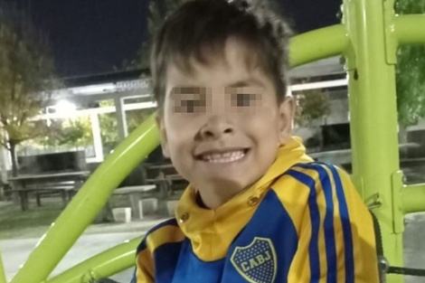 Un policía baleó a un nene de 7 años que esperaba el colectivo durante un intento de robo