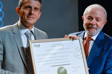 Lula recibió un doctorado "honoris causa" por "su trayectoria fuera de lo común"