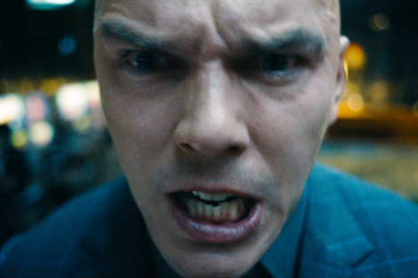 Nicholas Hoult explica por qué Lex Luthor odia a Superman en la nueva película