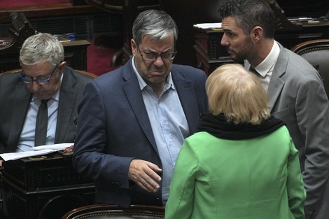 El bloque de diputados de Unión por la Patria repudió la condena contra CFK
