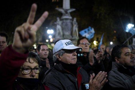 En Rosario el apoyo a la expresidenta se hizo notar desde el día de la condena. (Fuente: Andres Macera)