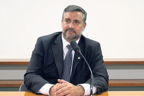 Paulo Pimenta, exminisro de Comunicaciones de Brasil y diputado del PT,
