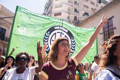 El 77% de lxs trabajadores estatales encuestadxs siente estrés, el 68% angustia y más del 67% ansiedad. (Fuente: Gala Abramovich)