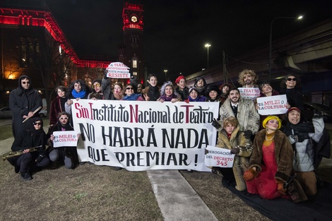 "Somos una comunidad donde la mayoría tiene menos de 40 años, una generación que no gestiona espacios, no tiene teatros" (Fuente: Prensa)