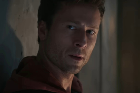 Glen Powell lucha por sobrevivir en el primer tráiler de “The Running Man”