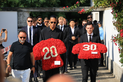 Polémica por las ausencias en el funeral de Diogo Jota