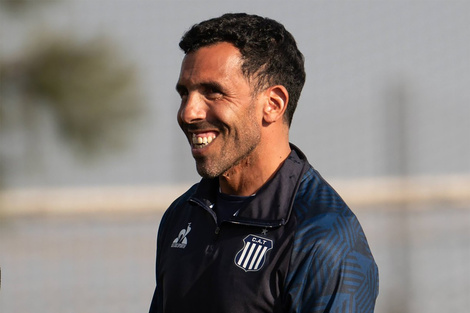 Carlitos, empilchado de la T