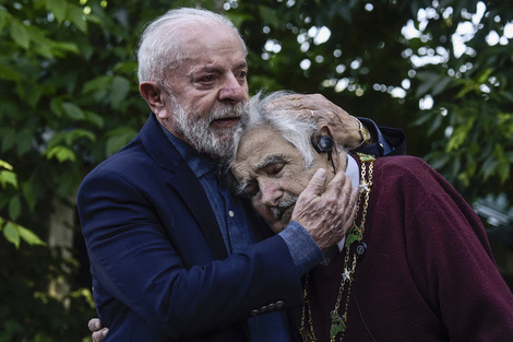 Lula y Pepe, dos líderes que imaginaron siempre otro mundo posible. (Fuente: AFP)