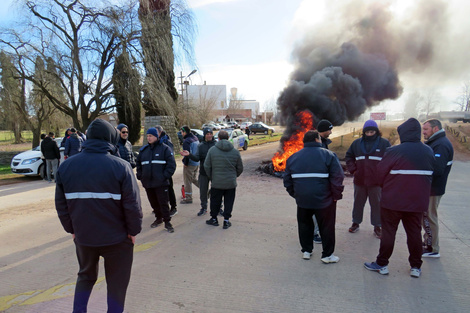 Los trabajadores de Cerro Negro vienen protagonizando protestas desde hace meses en Olavarría.  (Fuente: Imagen web)