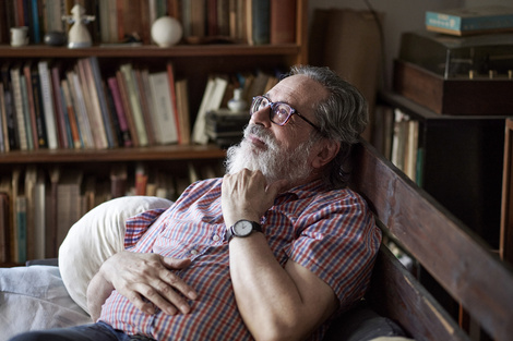 César Aira nació en la ciudad bonaerense de Coronel Pringles en 1949. Imagen: Alejandra López