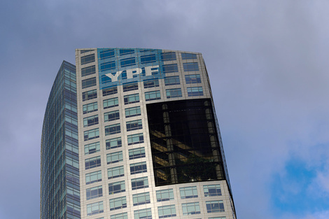 En plena ofensiva de los fondos buitre contra YPF, el Gobierno desguazó la Procuración del Tesoro