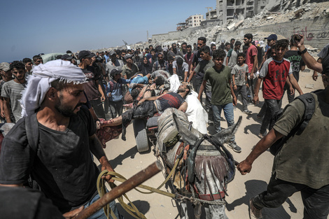 Gaza: Denuncian disparos de soldados israelíes contra las personas que esperan comida